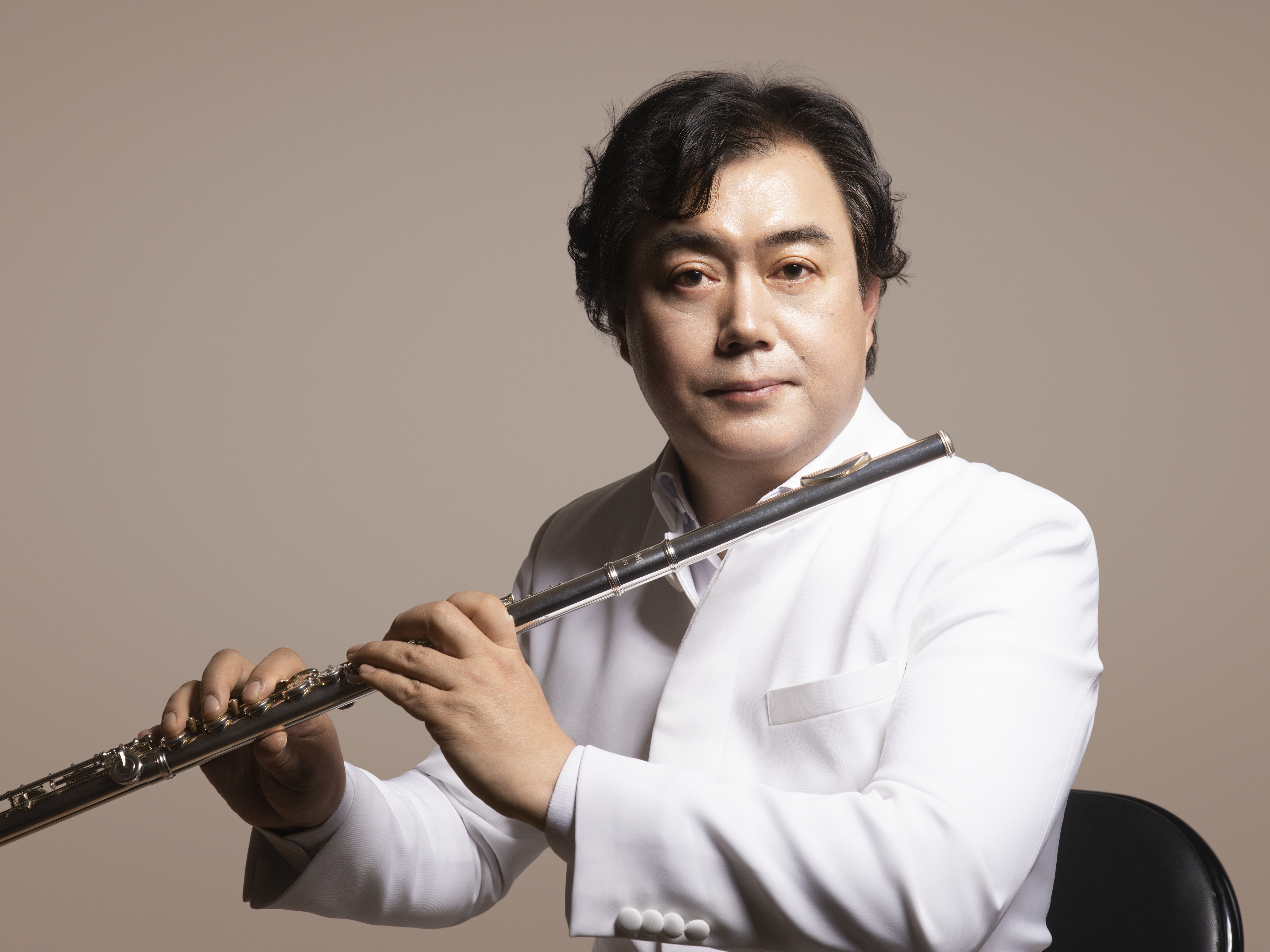 김동균